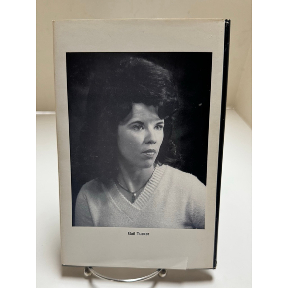 Oscar the Oil Rig Meets Tuckee the Tug (1982, Hardcover, DJ, 1st Edition) - Picture 2 of 9